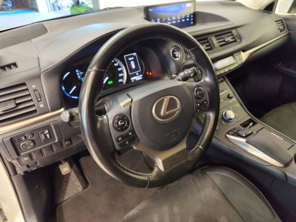 Lexus CT usata a Modena (6)
