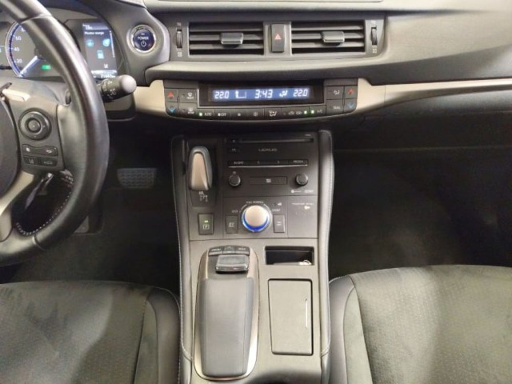 Lexus CT usata a Modena (9)