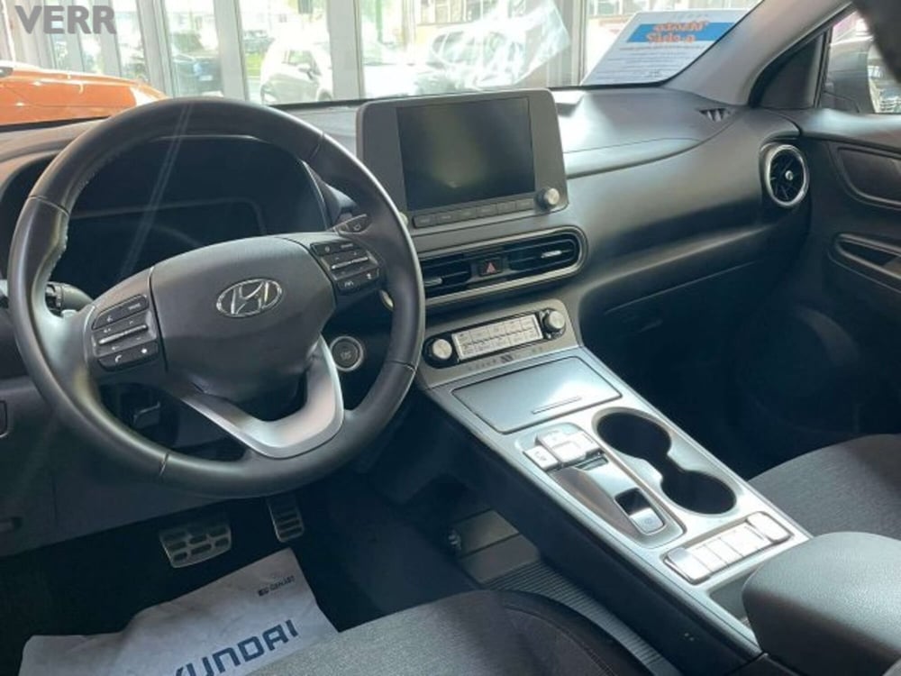 Hyundai Kona usata a Milano (6)