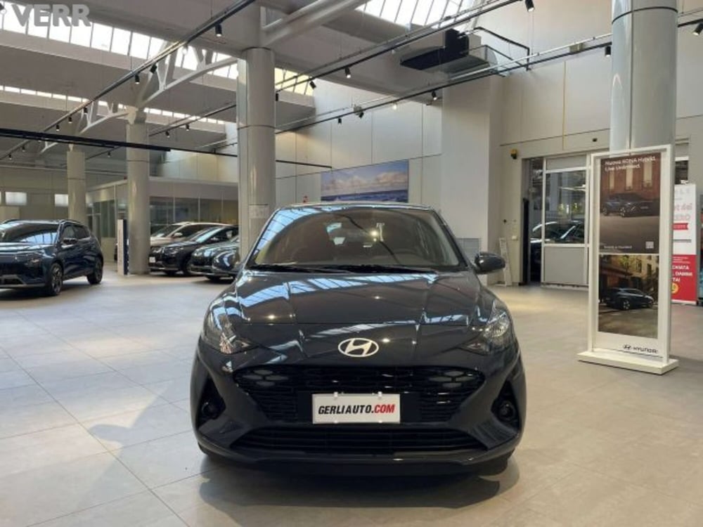 Hyundai i10 nuova a Milano (13)