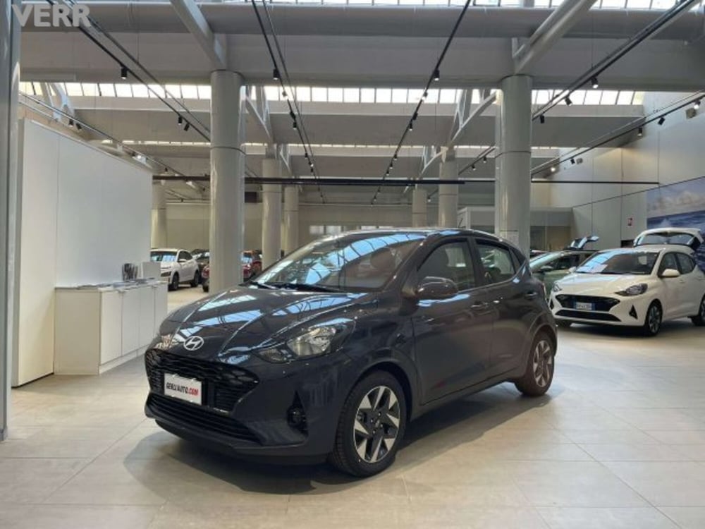 Hyundai i10 nuova a Milano (6)