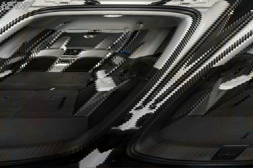 Hyundai Santa Fe nuova a Milano (5)