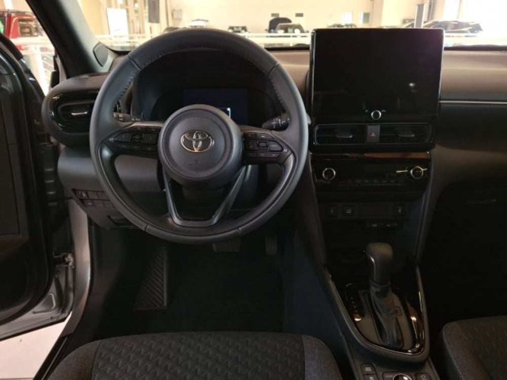 Toyota Yaris Cross nuova a Vicenza (10)