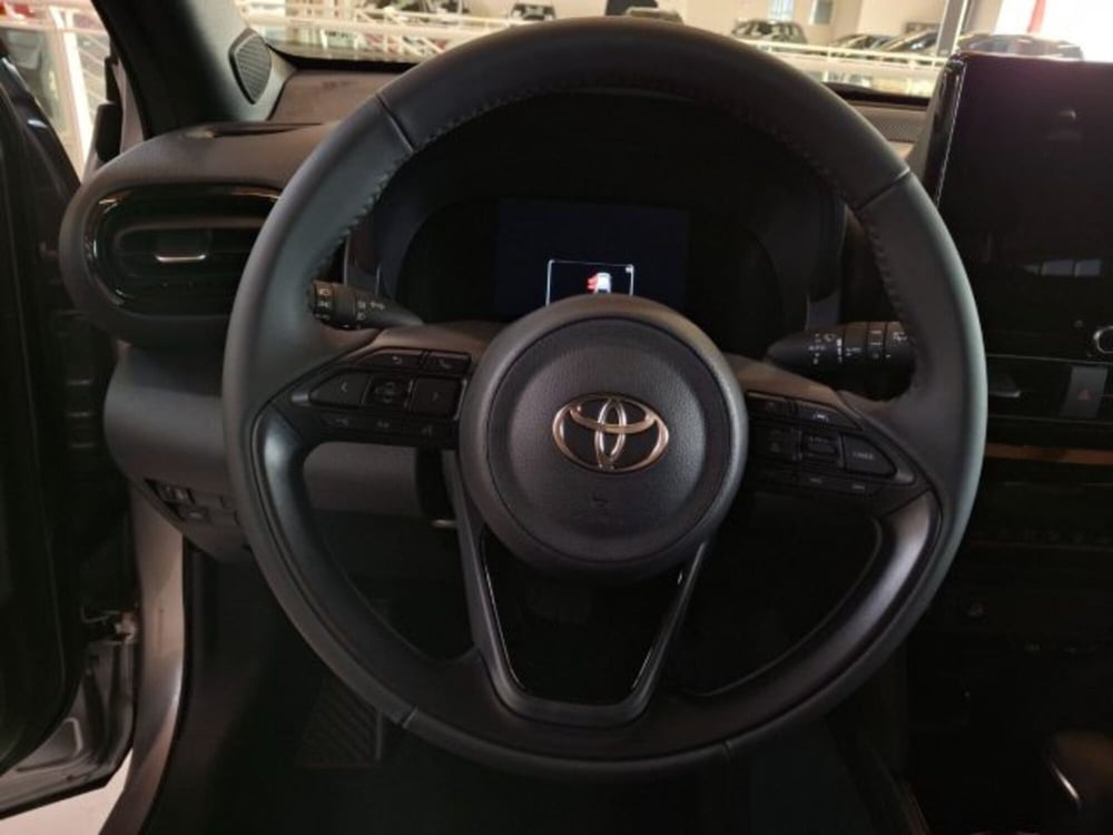 Toyota Yaris Cross nuova a Vicenza (11)