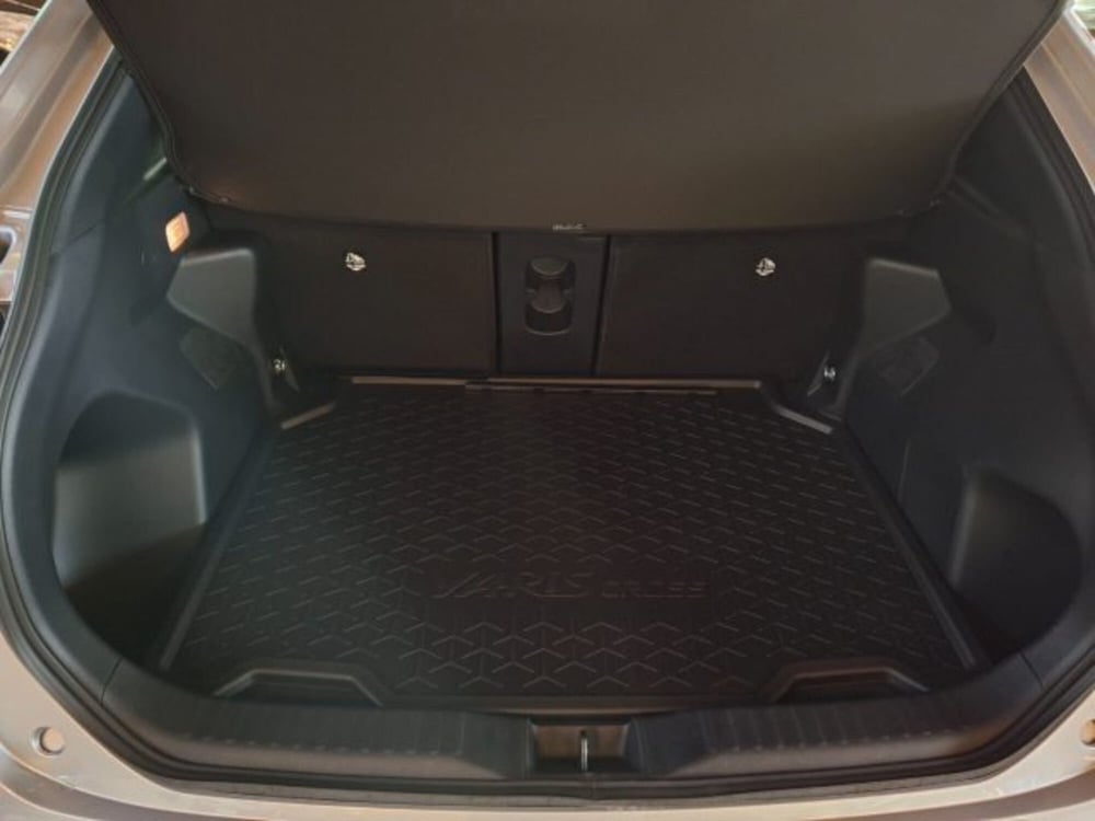 Toyota Yaris Cross nuova a Vicenza (6)