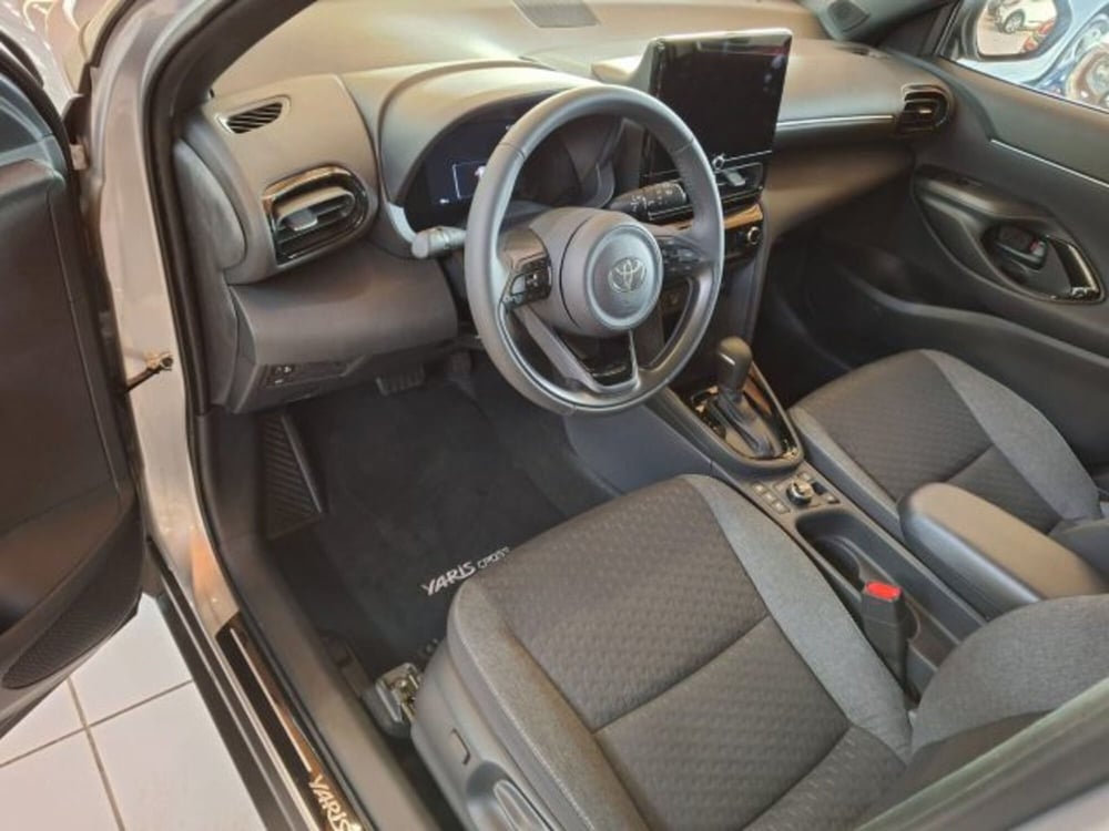 Toyota Yaris Cross nuova a Vicenza (7)