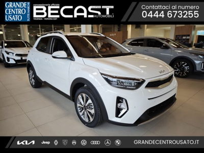 Kia Stonic 1.0 T-GDi 100 CV MHEV MT Style nuova a Brendola