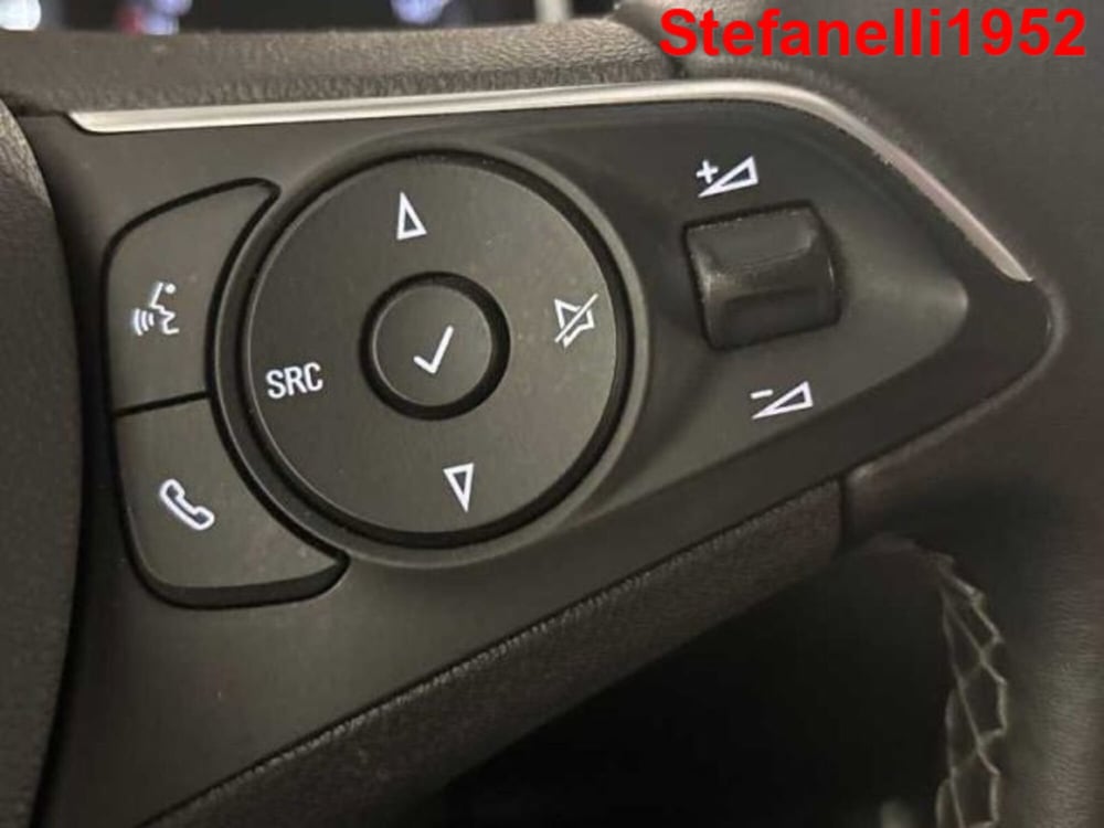 Opel Grandland X usata a Bologna (19)