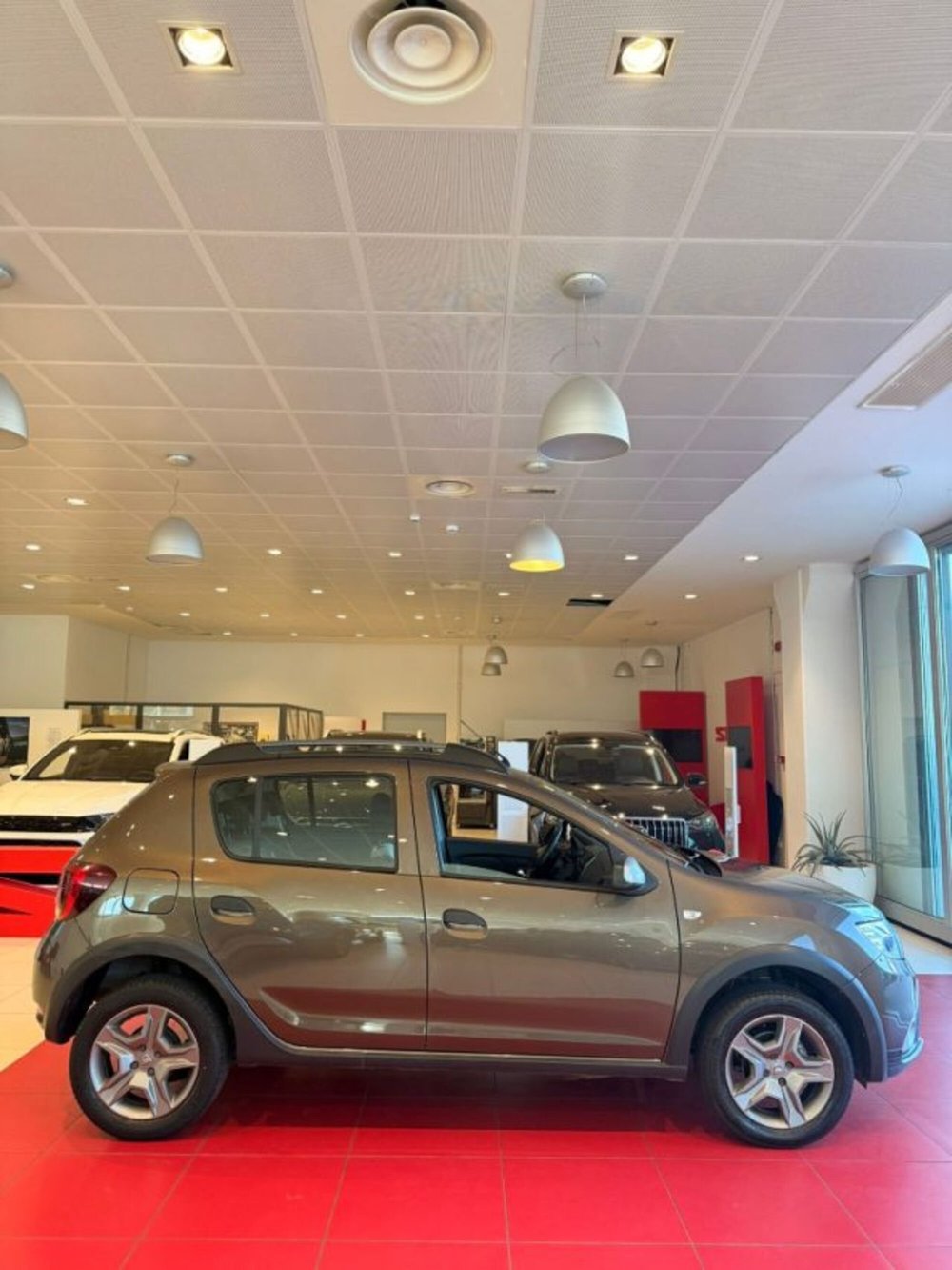 Dacia Sandero usata a Sassari (4)