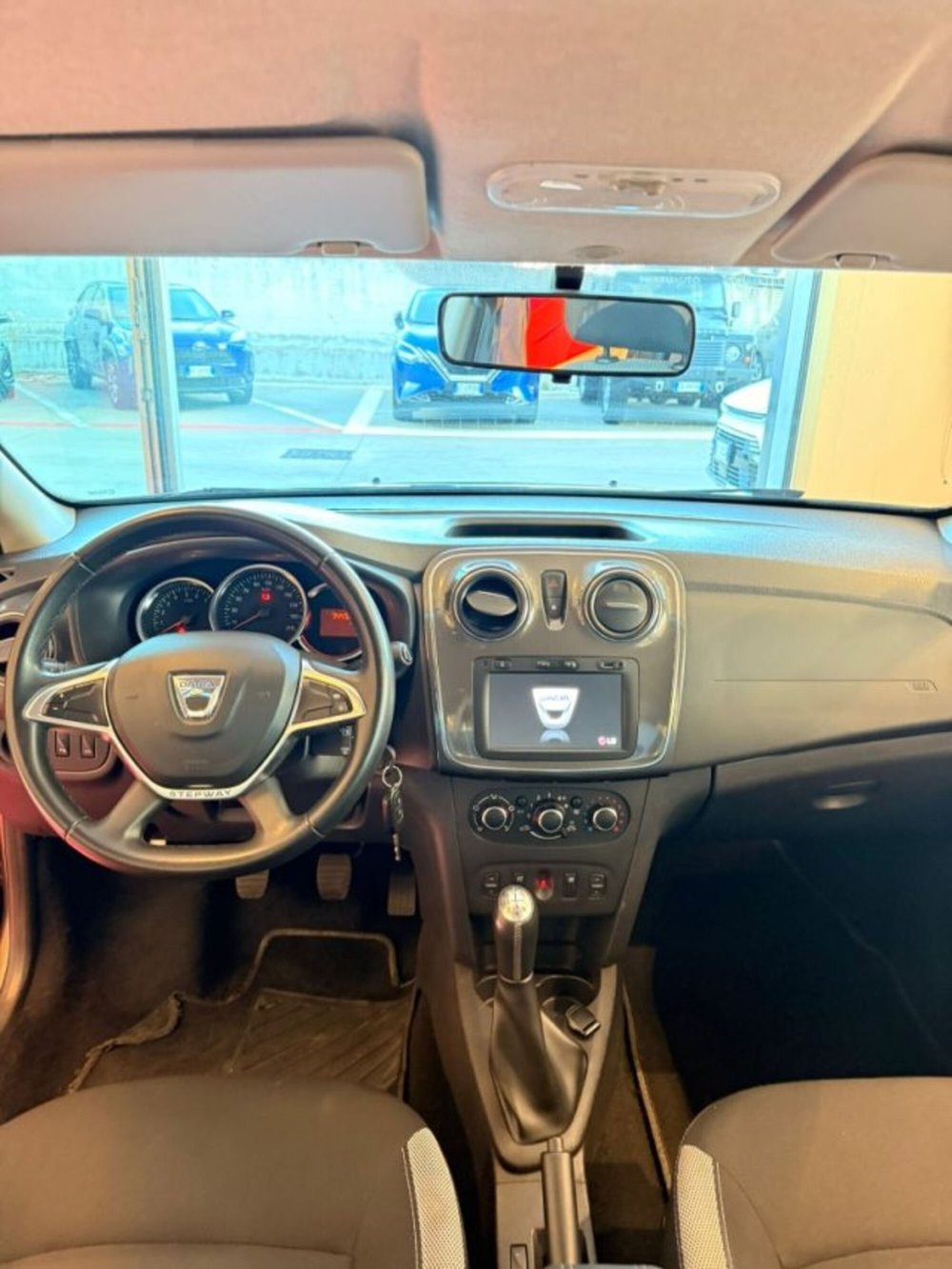 Dacia Sandero usata a Sassari (9)