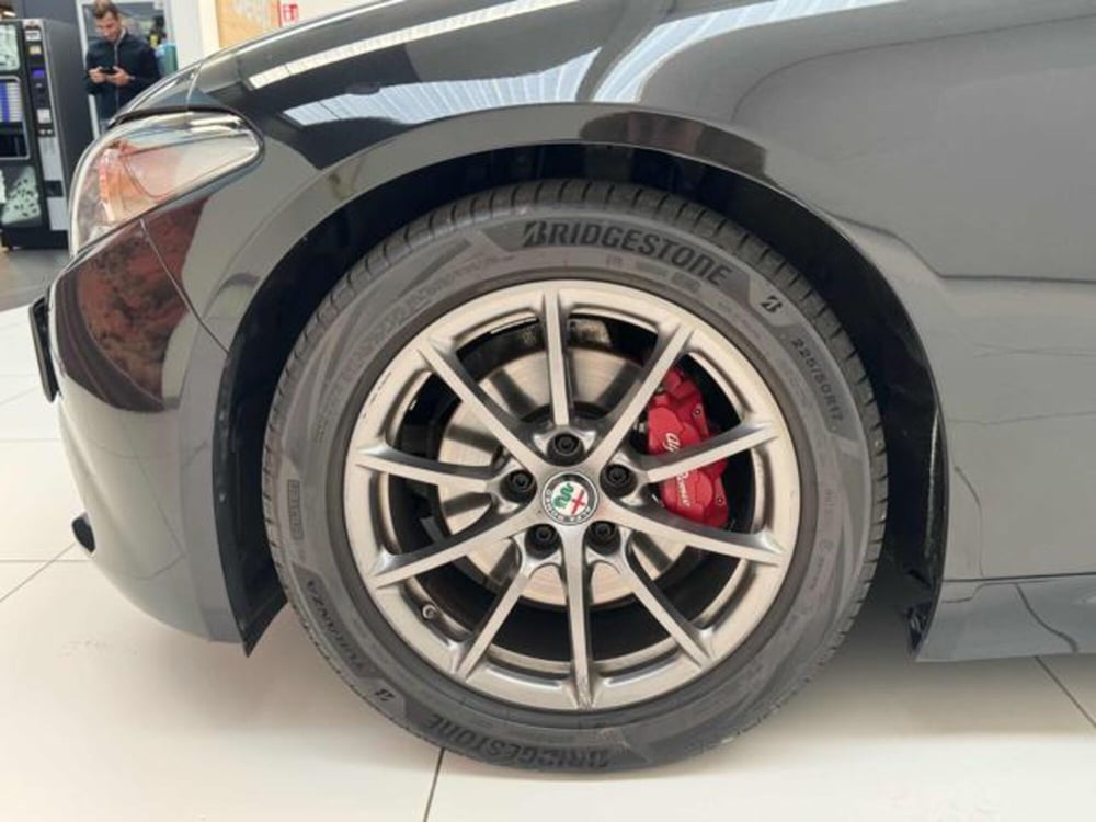 Alfa Romeo Giulia usata a Vercelli (11)