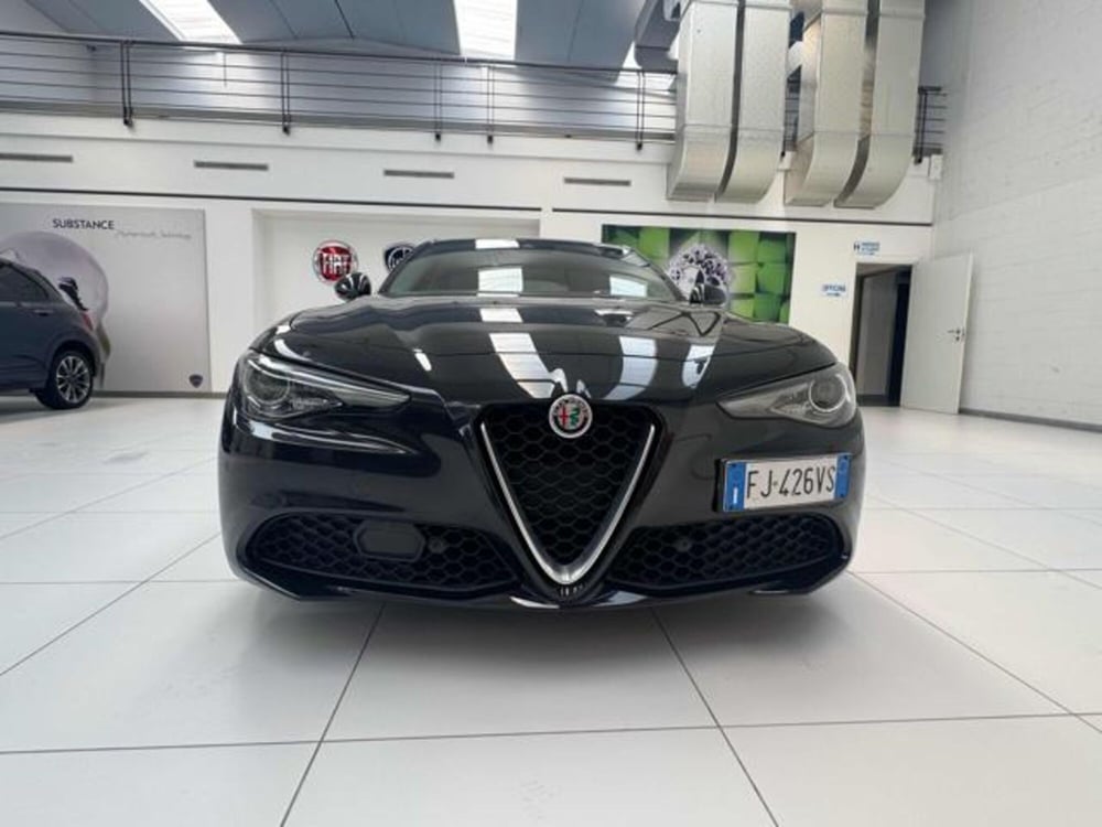 Alfa Romeo Giulia usata a Vercelli (2)