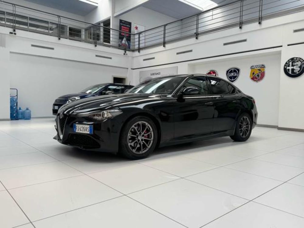 Alfa Romeo Giulia usata a Vercelli (3)
