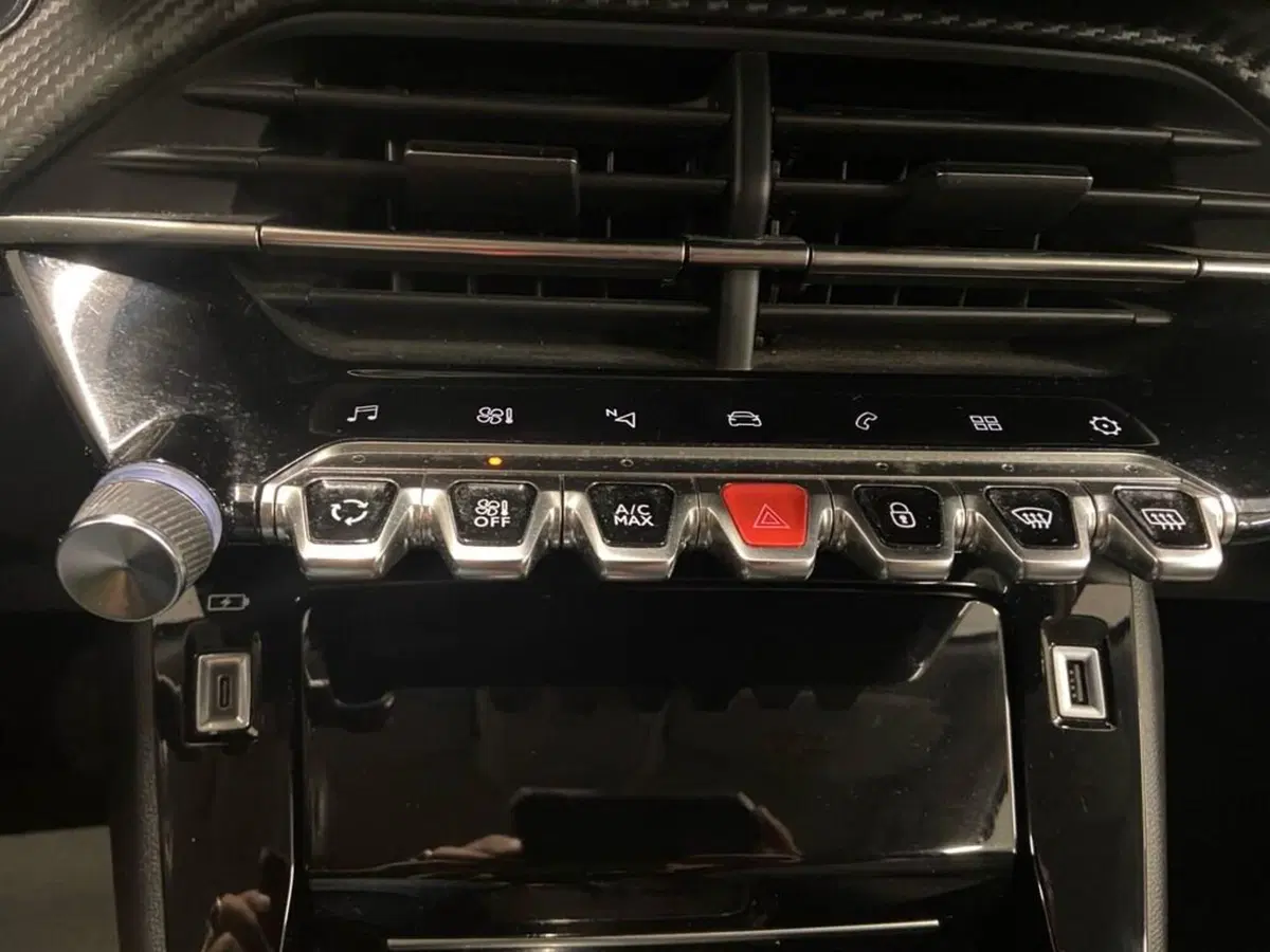 Peugeot 2008 usata a Torino (11)