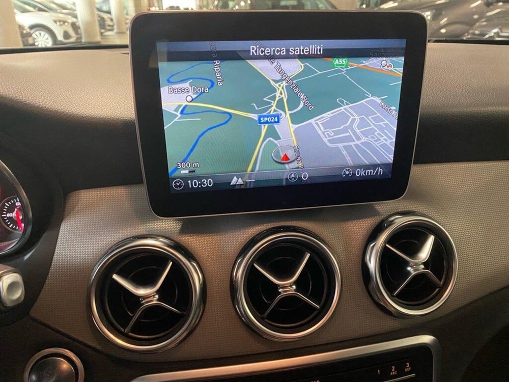 Mercedes-Benz GLA SUV usata a Torino (9)
