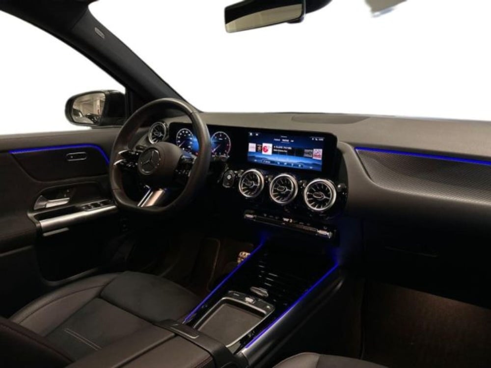 Mercedes-Benz GLA SUV usata a Avellino (15)