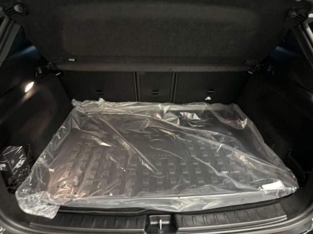 Mercedes-Benz GLA SUV usata a Avellino (8)