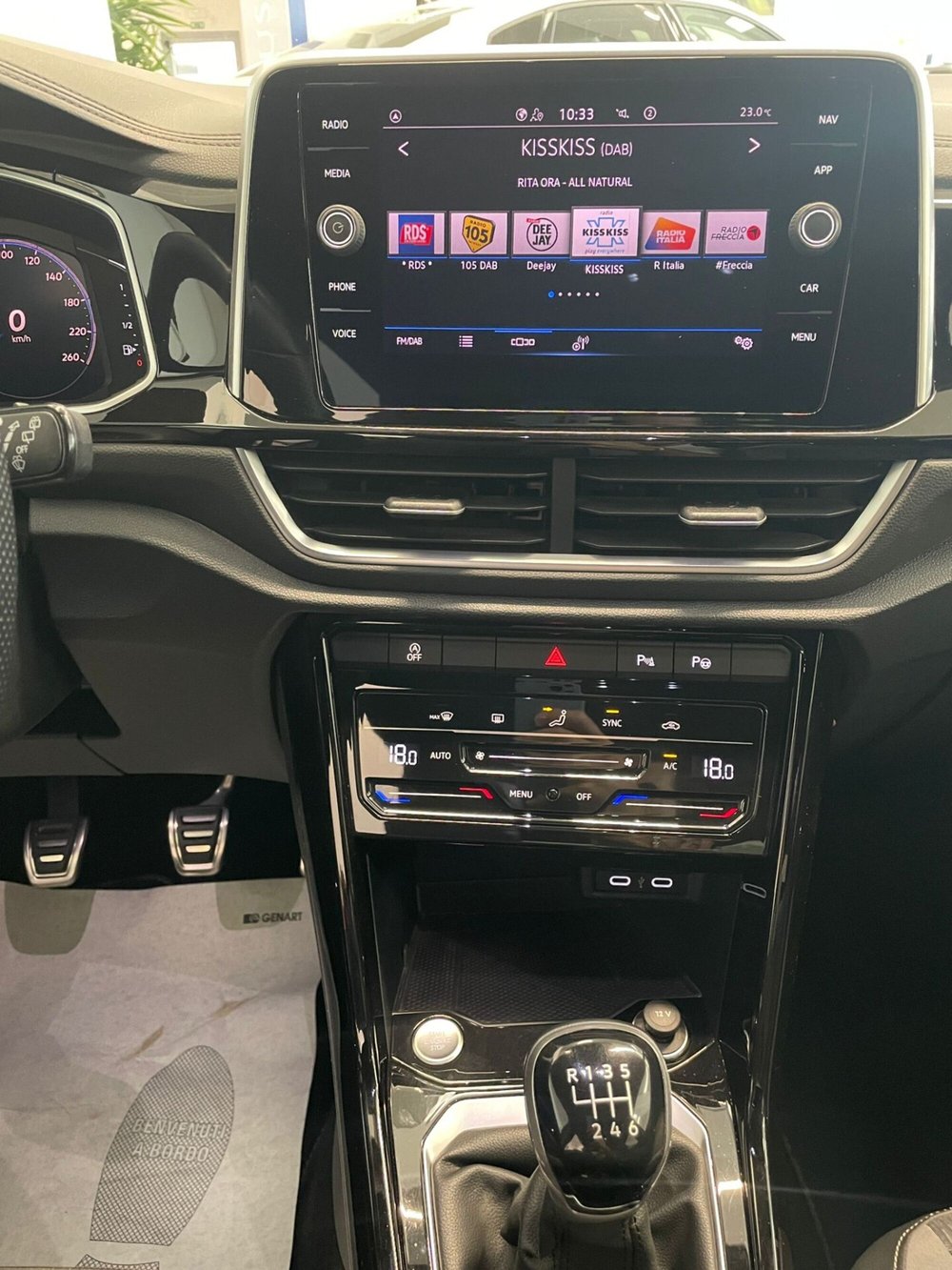 Volkswagen T-Roc Cabrio usata a Sassari (5)