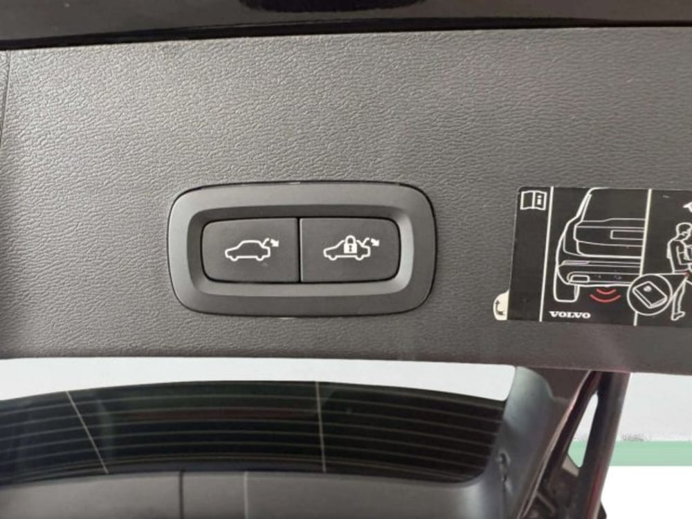 Volvo XC40 usata a Firenze (10)