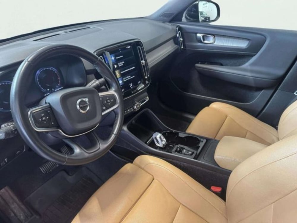 Volvo XC40 usata a Firenze (12)