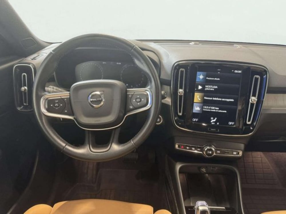 Volvo XC40 usata a Firenze (15)