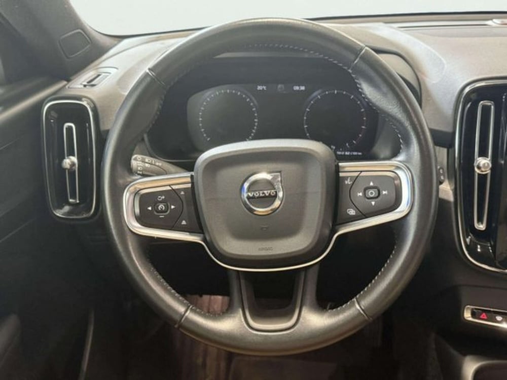 Volvo XC40 usata a Firenze (16)
