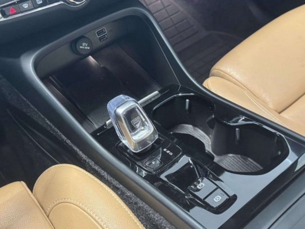 Volvo XC40 usata a Firenze (17)