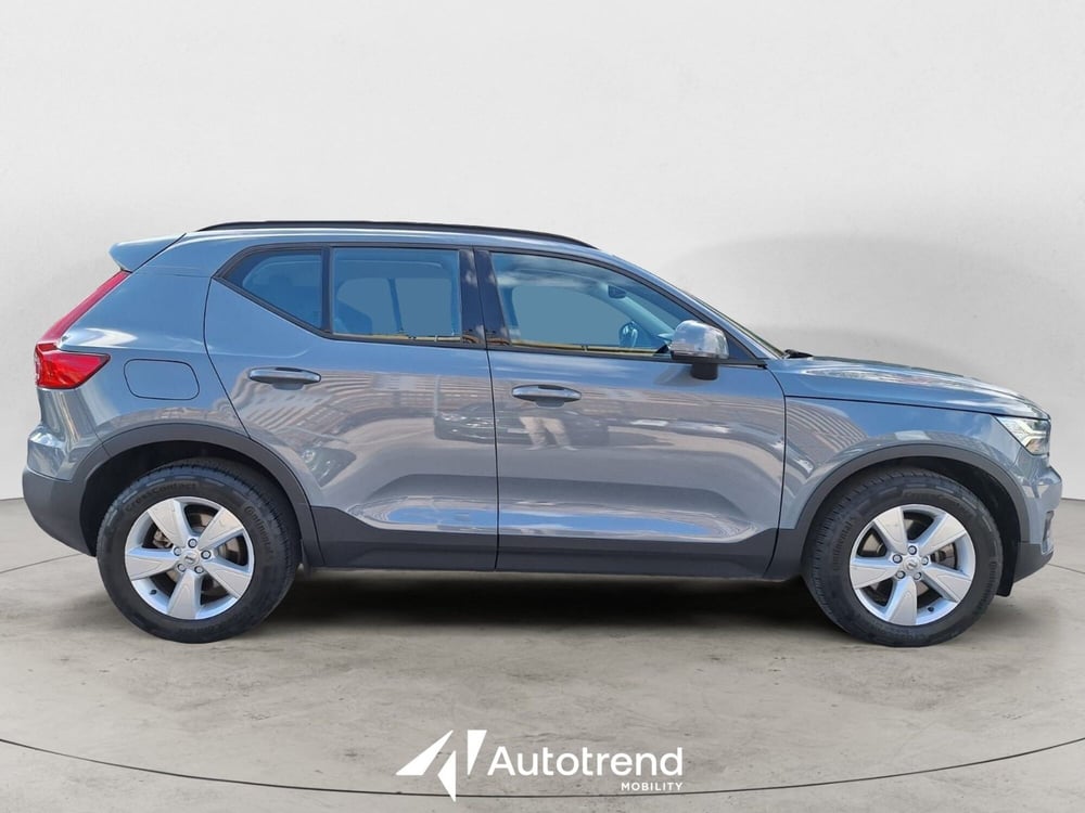 Volvo XC40 usata a Bari (5)