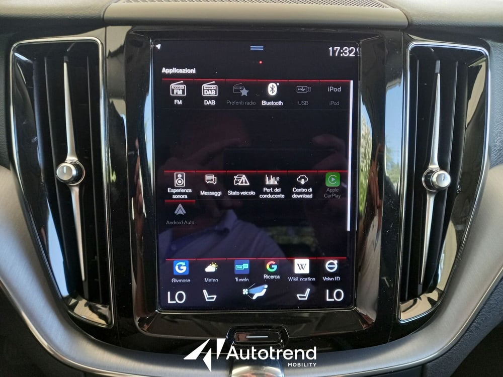 Volvo XC60 usata a Bari (15)