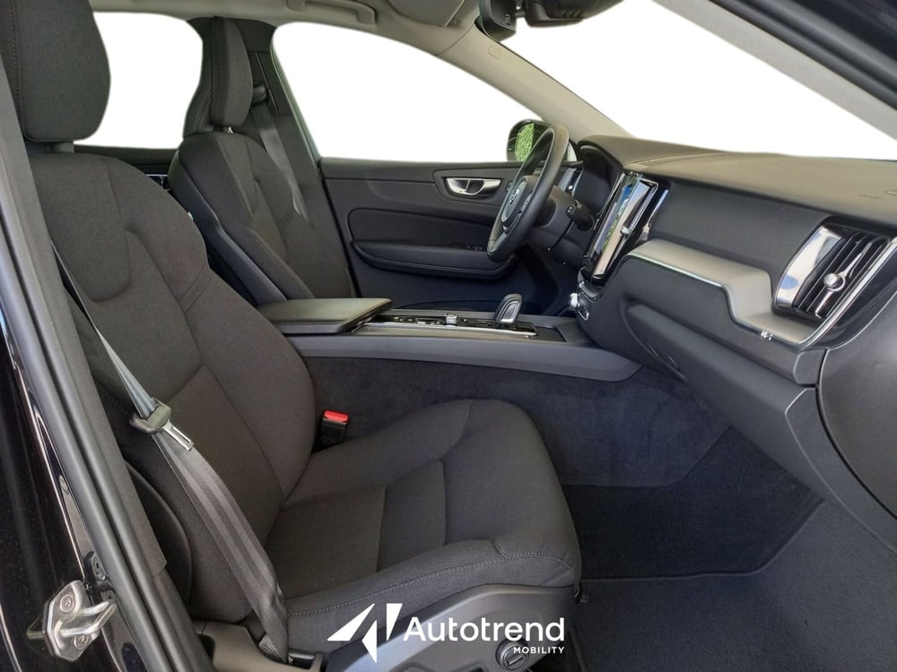 Volvo XC60 usata a Bari (7)