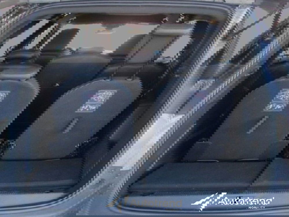 Peugeot 5008 usata a Bari (6)
