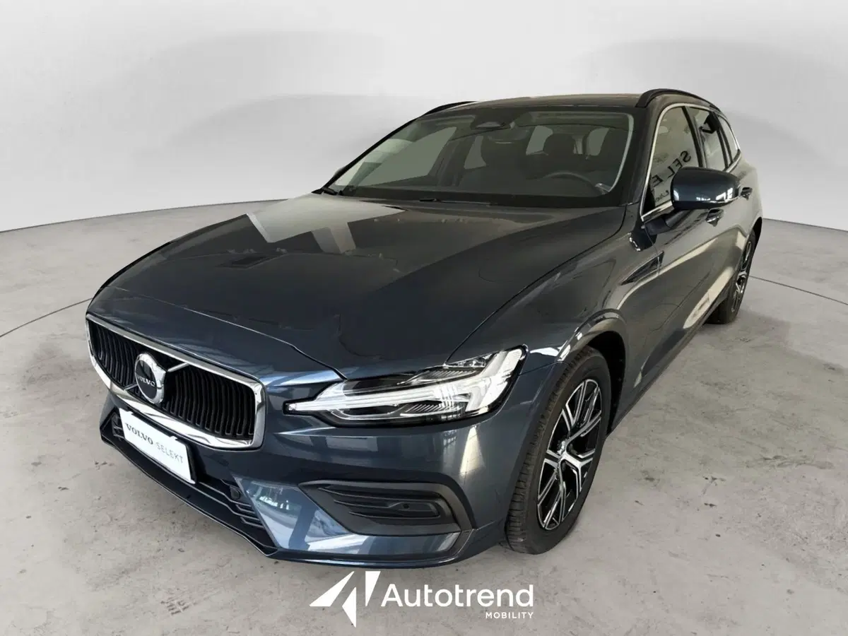 Volvo V60 nuova a Bari