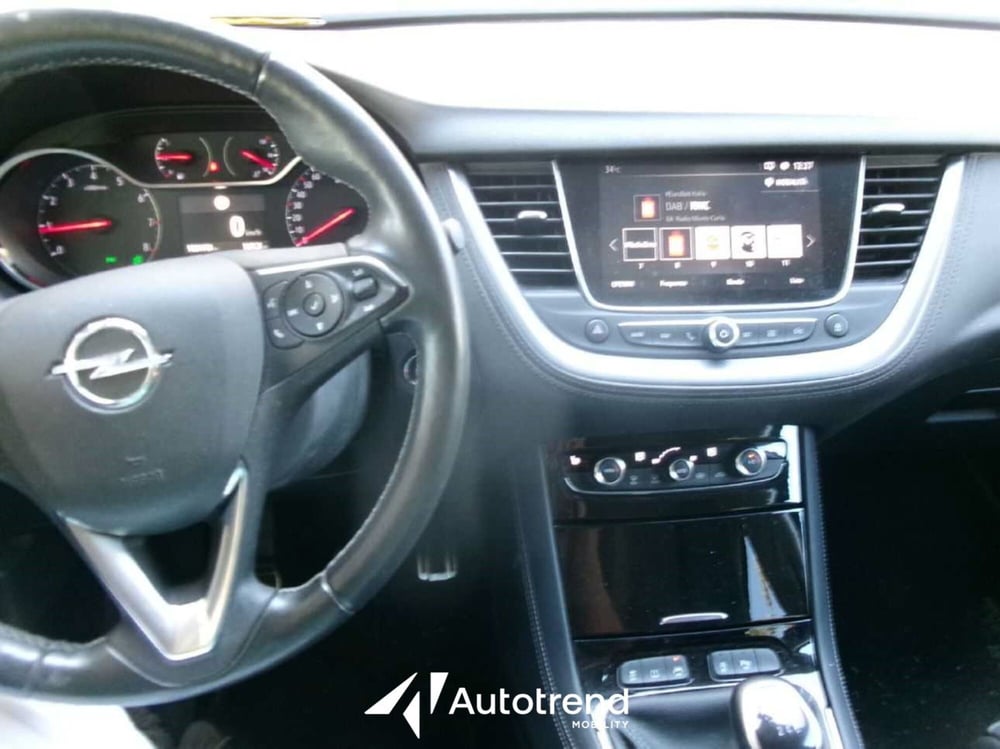 Opel Grandland X usata a Bari (3)