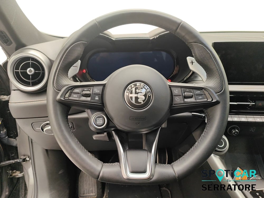 Alfa Romeo Tonale usata a Como (8)