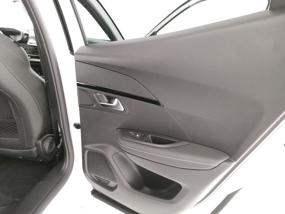 Peugeot 2008 usata a Caserta (10)