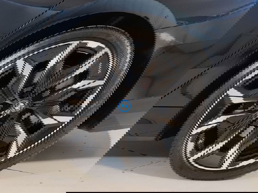 BMW i5 Touring usata a Torino (13)