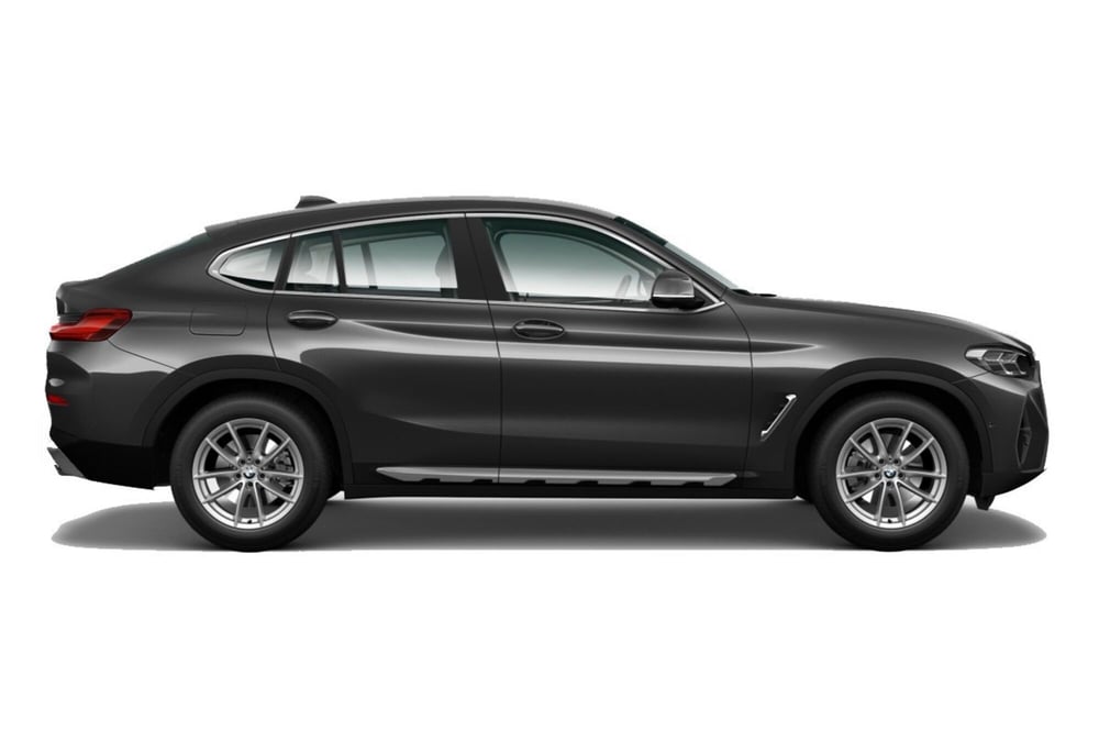 BMW X4 nuova a Torino (2)
