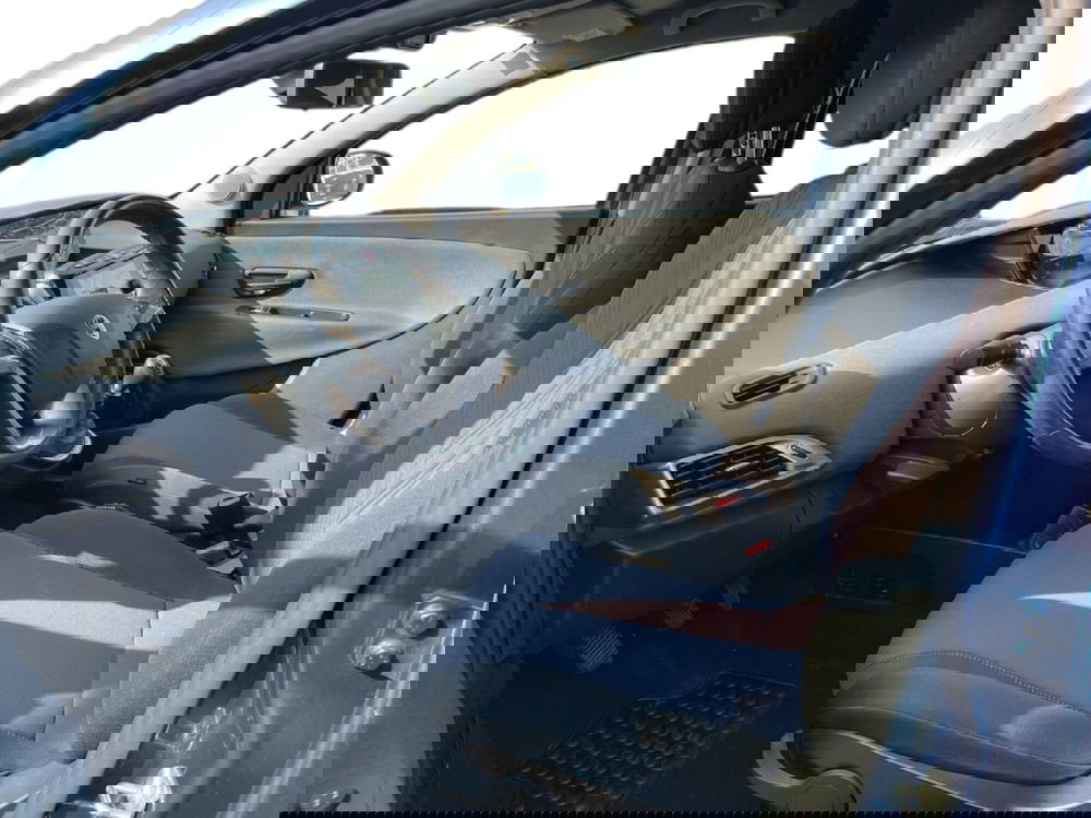 Lancia Ypsilon usata a Torino (10)