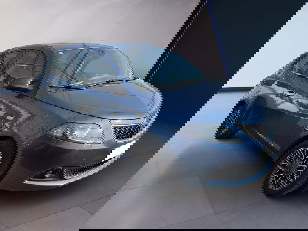 Lancia Ypsilon usata a Torino (3)