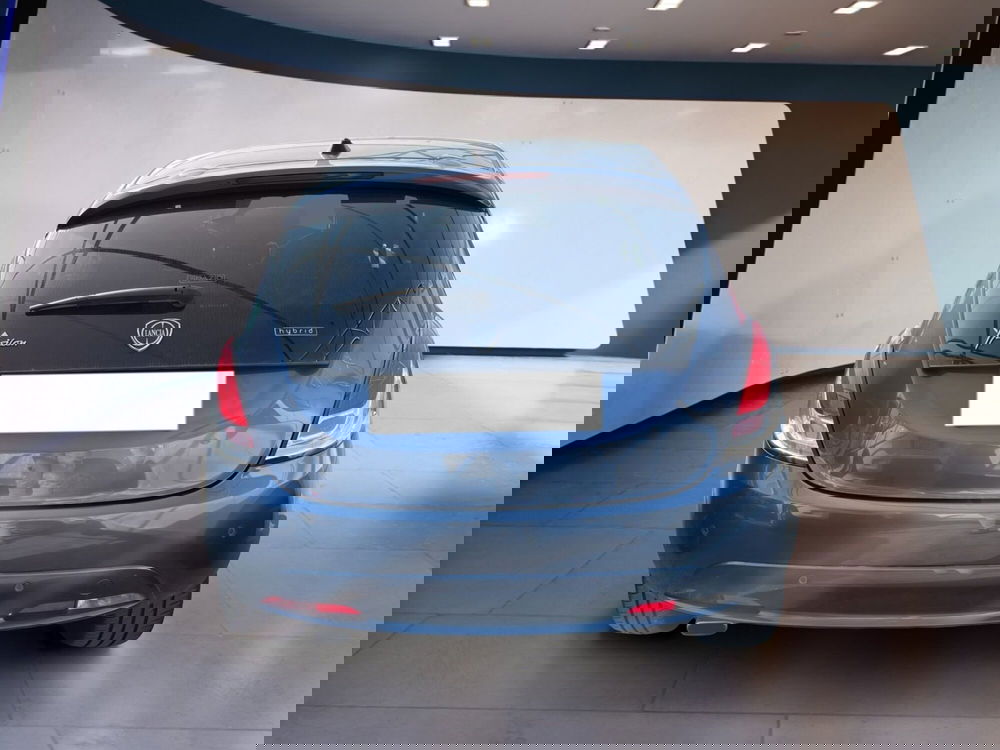 Lancia Ypsilon usata a Torino (4)