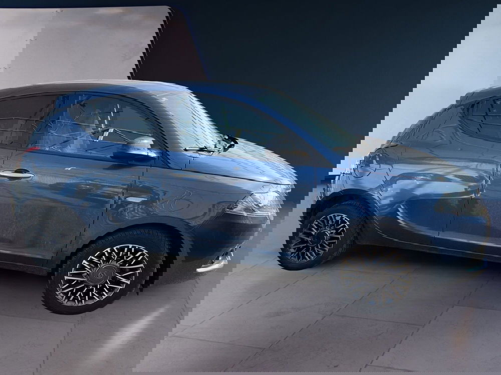 Lancia Ypsilon usata a Torino (6)