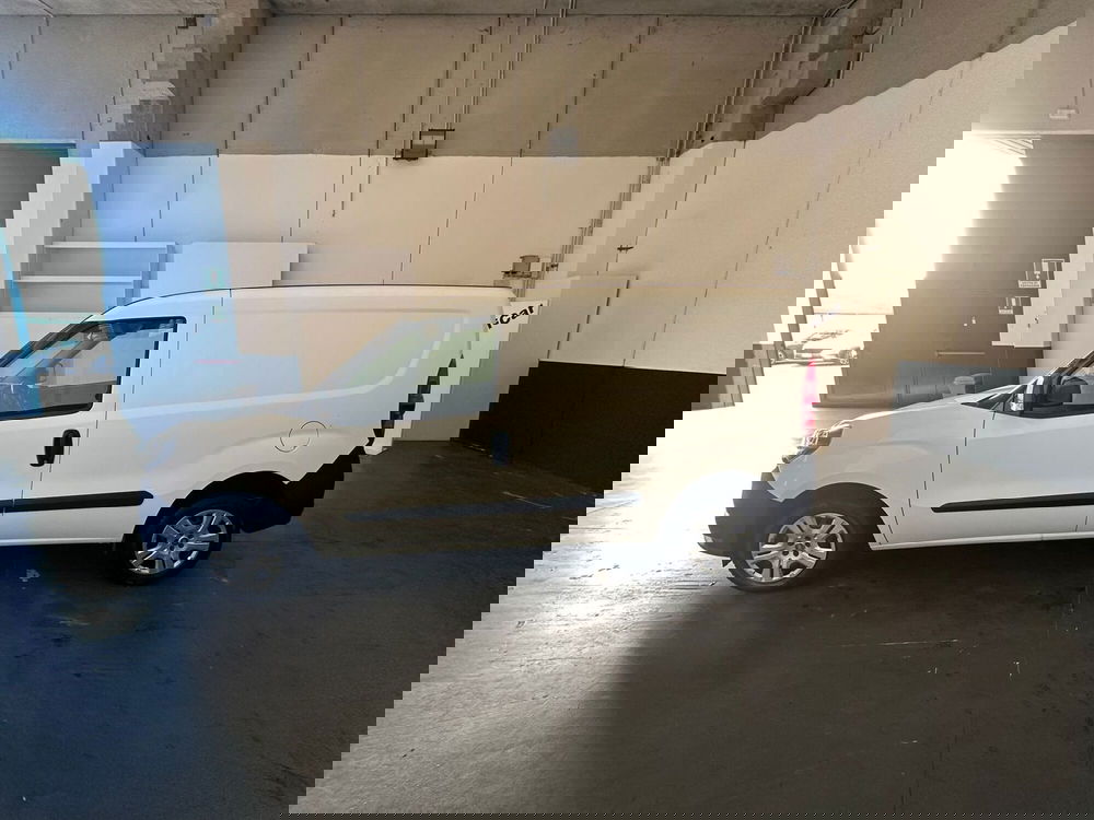 Fiat Doblò Furgone usata a Milano (5)