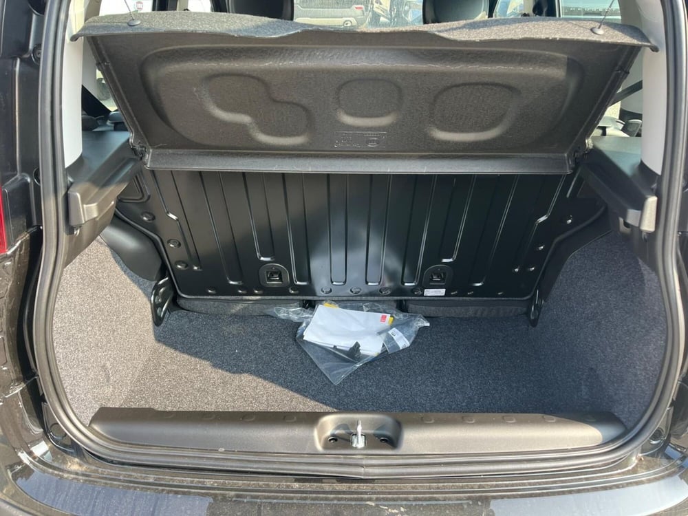 Fiat Panda Cross nuova a Milano (10)