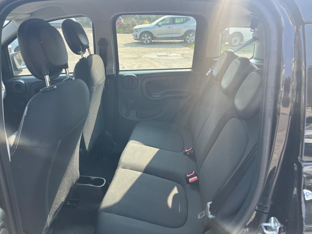 Fiat Panda Cross nuova a Milano (13)