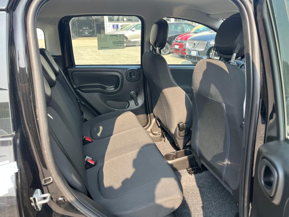 Fiat Panda Cross nuova a Milano (14)