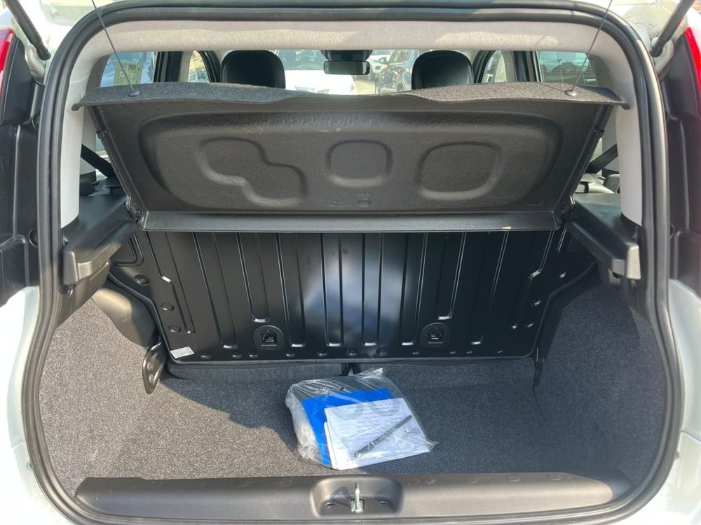 Fiat Panda Cross nuova a Milano (10)