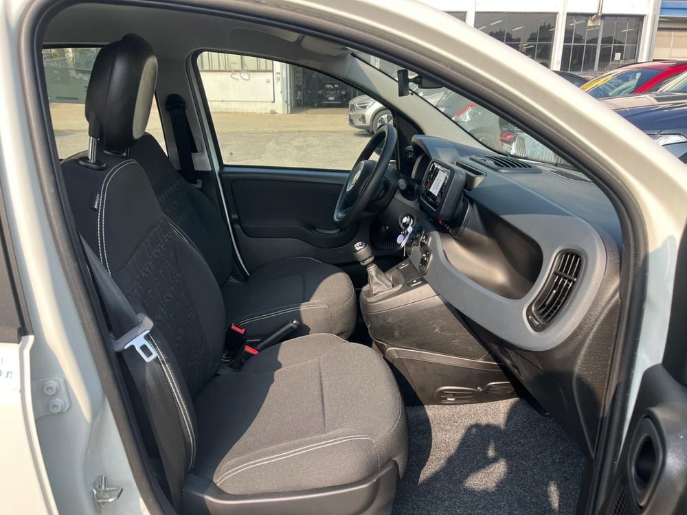 Fiat Panda Cross nuova a Milano (12)