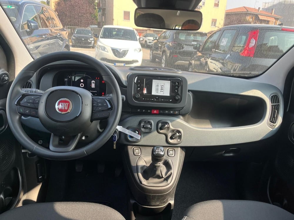 Fiat Panda Cross nuova a Milano (15)