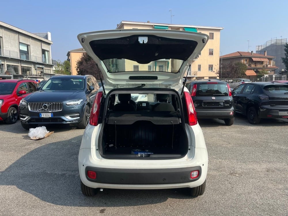 Fiat Panda Cross nuova a Milano (9)