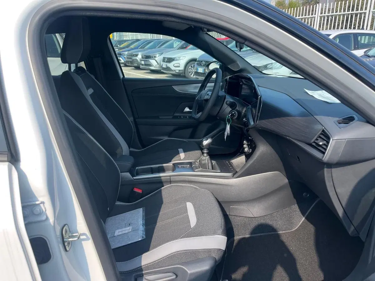 Opel Mokka nuova a Milano (12)